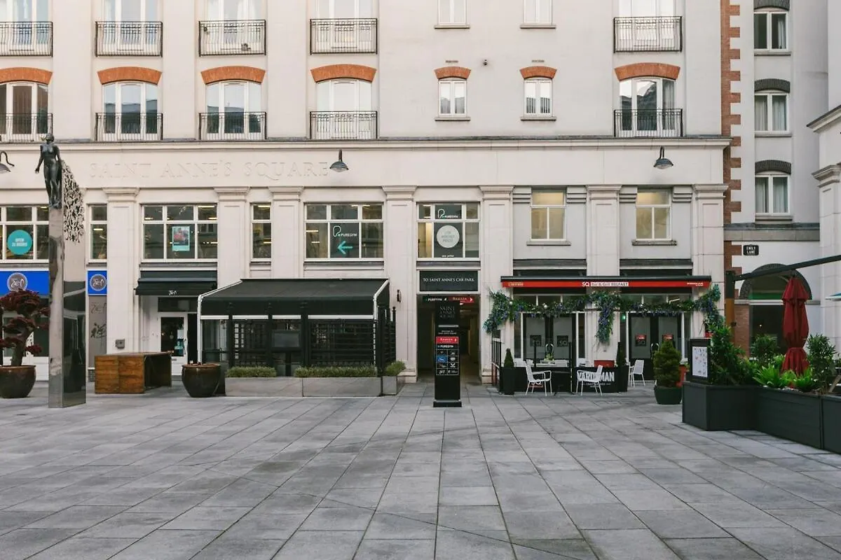 Chic 2-Bed, 2 Bath Apt In City Centre Sleeps 6, Free Secure Parking Belfast Apartamento